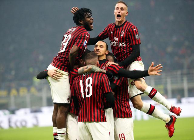 她在球队最 她在球队最