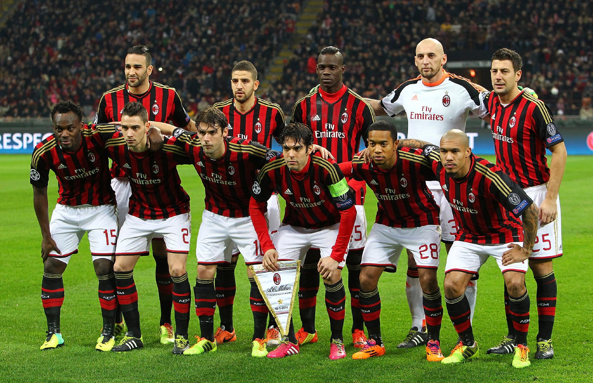 在这个足球 在这个足球