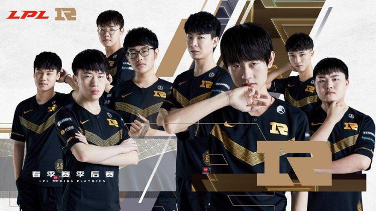 人气也因此 人气也因此